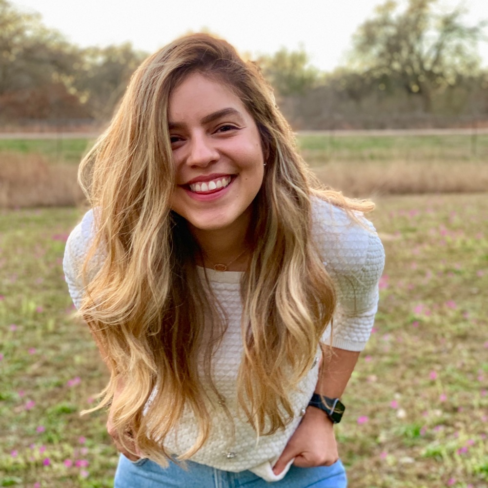 Meet your Posher, Alyssa